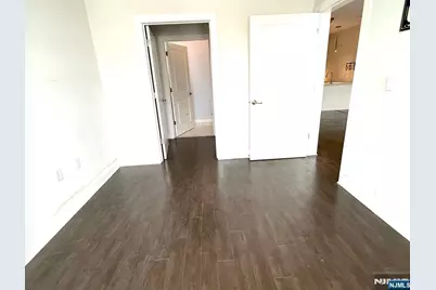 1901 Summit Avenue 301 #301, Union City, NJ 07087 - Photo 16