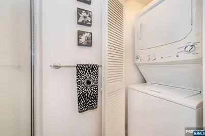 46 Summit Avenue, Bloomfield, NJ 07003 - Photo 22