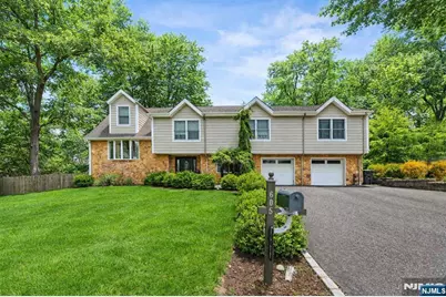 605 Gladys Court, Northvale, NJ 07647 - Photo 2