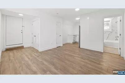855 S 14th Street, Newark, NJ 07108 - Photo 10