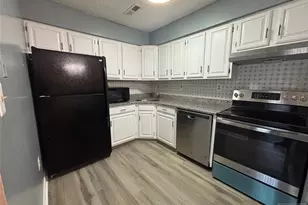 2015 Aspen Dr 2015, Plainsboro Township, NJ 08536 - Photo 4