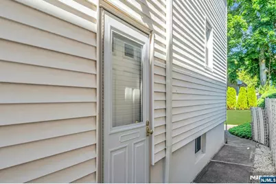 511 Hickory Street, Kearny, NJ 07032 - Photo 26