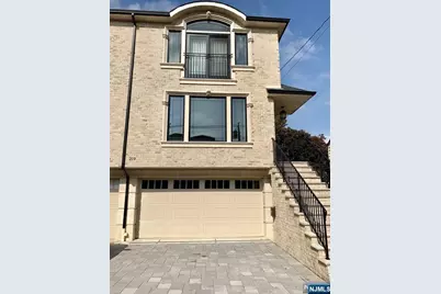 219 Roff Avenue B #B, Palisades Park, NJ 07650 - Photo 2