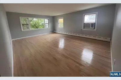 11 Crist Avenue, Hawthorne, NJ 07506 - Photo 6