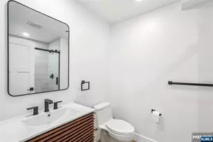 492 Oaktree Rd, Oradell, NJ 07649 - Photo 30