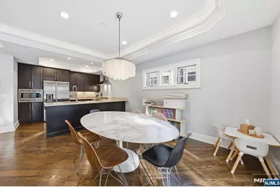 35 Marquis Court, Edgewater, NJ 07020 - Photo 8