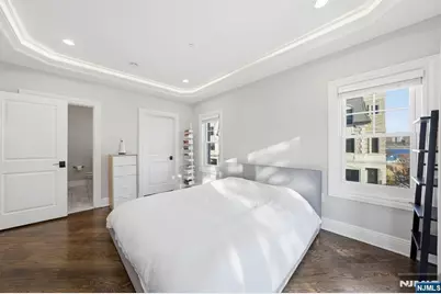 35 Marquis Court, Edgewater, NJ 07020 - Photo 20