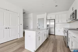 2 Executive Dr 912, Fort Lee, NJ 07024 - Photo 6