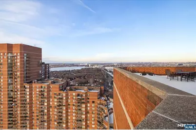 2208 Harmon Cove Tower, Secaucus, NJ 07094 - Photo 22