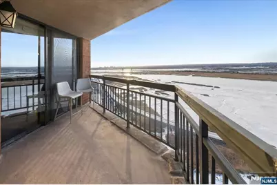 2208 Harmon Cove Tower, Secaucus, NJ 07094 - Photo 18
