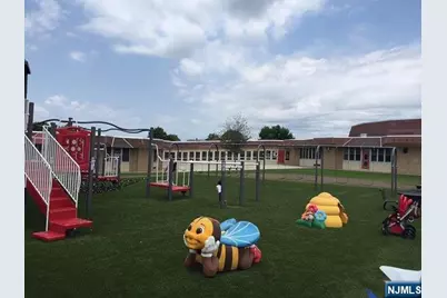 2208 Harmon Cove Tower, Secaucus, NJ 07094 - Photo 40