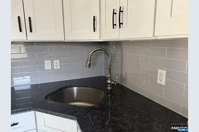 114 Doremus Avenue 2nd Floor #2nd Floor, Ridgewood, NJ 07450 - Photo 2