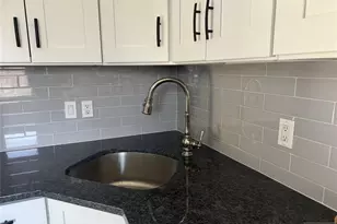 114 Doremus Ave 2nd Floor, Ridgewood, NJ 07450 - Photo 2