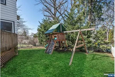 766 Salem Street, Teaneck Township, NJ 07666 - Photo 24