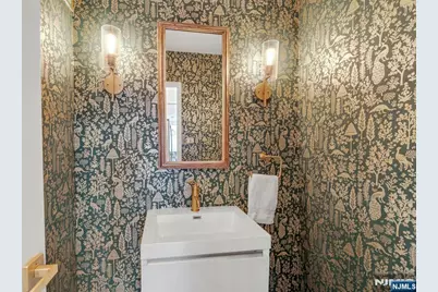 1600 Parker Avenue 27J #27J, Fort Lee, NJ 07024 - Photo 20