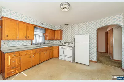 90 Dick Street, Clifton, NJ 07013 - Photo 4