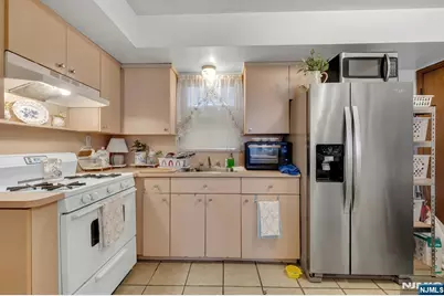 351 2nd Street, East Newark, NJ 07029 - Photo 8