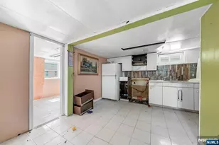351 2nd St, East Newark, NJ 07029 - Photo 24