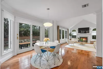 3 Stonewall Court, Woodcliff Lake, NJ 07677 - Photo 10