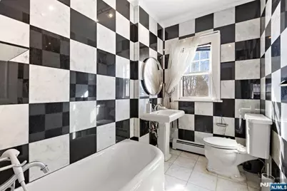 232 W Midland Avenue, Paramus, NJ 07652 - Photo 10