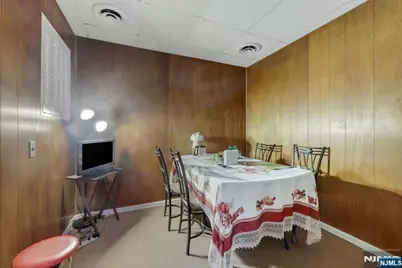 213-215 Central Avenue, East Newark, NJ 07029 - Photo 14