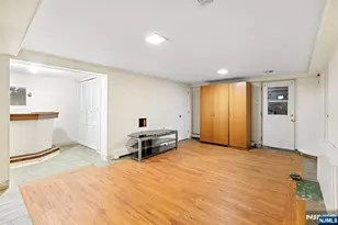 133 Cleveland Ave, Hasbrouck Heights, NJ 07604 - Photo 12