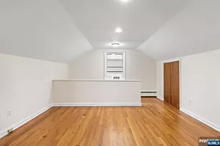 133 Cleveland Ave, Hasbrouck Heights, NJ 07604 - Photo 10