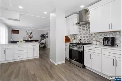 389-391 38th Street, Paterson, NJ 07504 - Photo 10