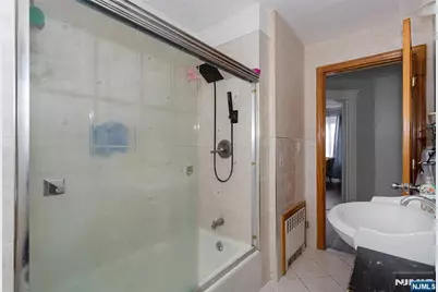 389-391 38th Street, Paterson, NJ 07504 - Photo 18