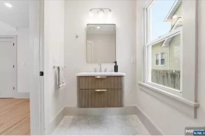 1096 Margaret Street, Teaneck Township, NJ 07666 - Photo 8