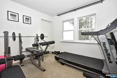 53 Lockwood Drive, Waldwick, NJ 07463 - Photo 20