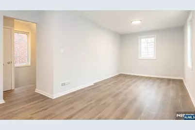 811 Inwood Terrace, Fort Lee, NJ 07024 - Photo 20