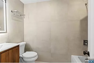 7 Sterling Place 1 #1, Edgewater, NJ 07020 - Photo 34