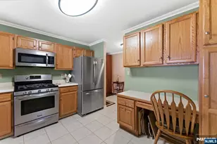 2309 Hemingway Ln 2309, Mahwah, NJ 07430 - Photo 14