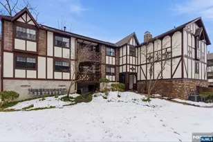 2309 Hemingway Ln 2309, Mahwah, NJ 07430 - Photo 1