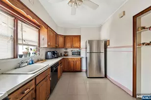 419 Hamilton St, Harrison, NJ 07029 - Photo 28