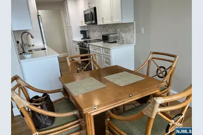 300 Winston Drive 2118 #2118, Cliffside Park, NJ 07010 - Photo 4