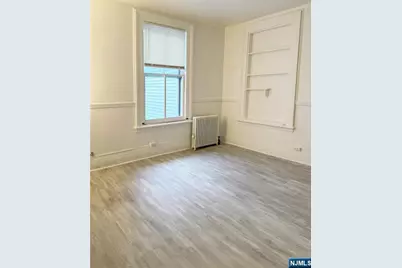 115 Allendale Avenue 4 #4, Allendale, NJ 07401 - Photo 4