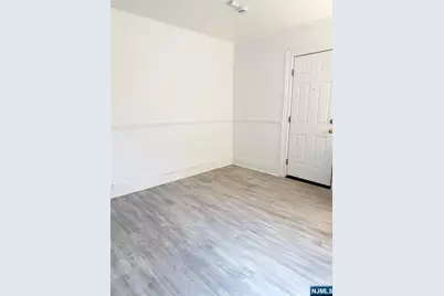 115 Allendale Avenue 4 #4, Allendale, NJ 07401 - Photo 6