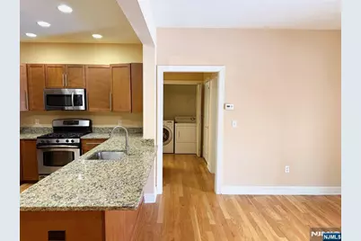 1305 Windsor Park Court 305 #305, Englewood, NJ 07631 - Photo 22