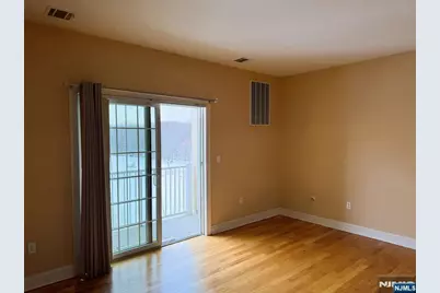 1305 Windsor Park Court 305 #305, Englewood, NJ 07631 - Photo 8