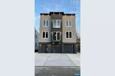 376 21st Street 1 #1, Irvington, NJ 07111 - Photo 1