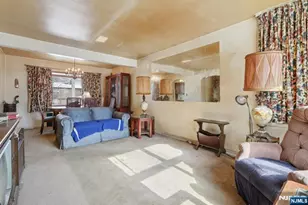 261 Idaho St, Paramus, NJ 07652 - Photo 4