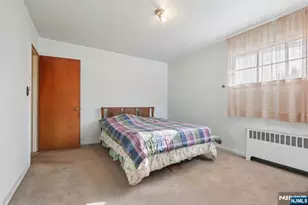 261 Idaho St, Paramus, NJ 07652 - Photo 16