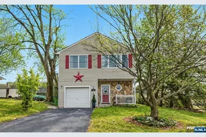 20 Park Avenue, Phillipsburg, NJ 08865 - Photo 1