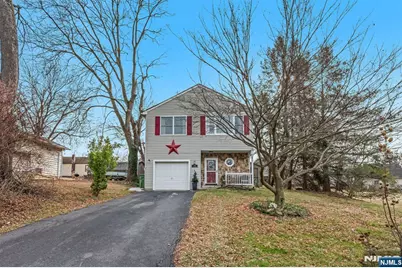 20 Park Avenue, Phillipsburg, NJ 08865 - Photo 1