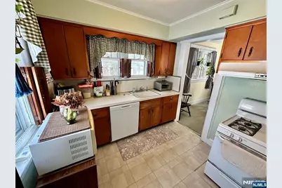 643 Spring Avenue, Ridgewood, NJ 07450 - Photo 10