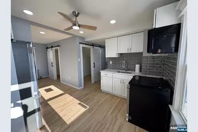 166 Rutherford Place 2 #2, North Arlington, NJ 07031 - Photo 2