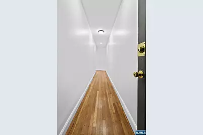 137 Kensington Avenue 405 #405, Jersey City, NJ 07304 - Photo 12