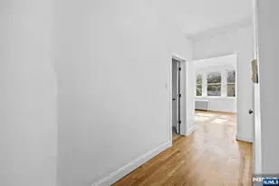 137 Kensington Ave 405, Jersey City, NJ 07304 - Photo 10